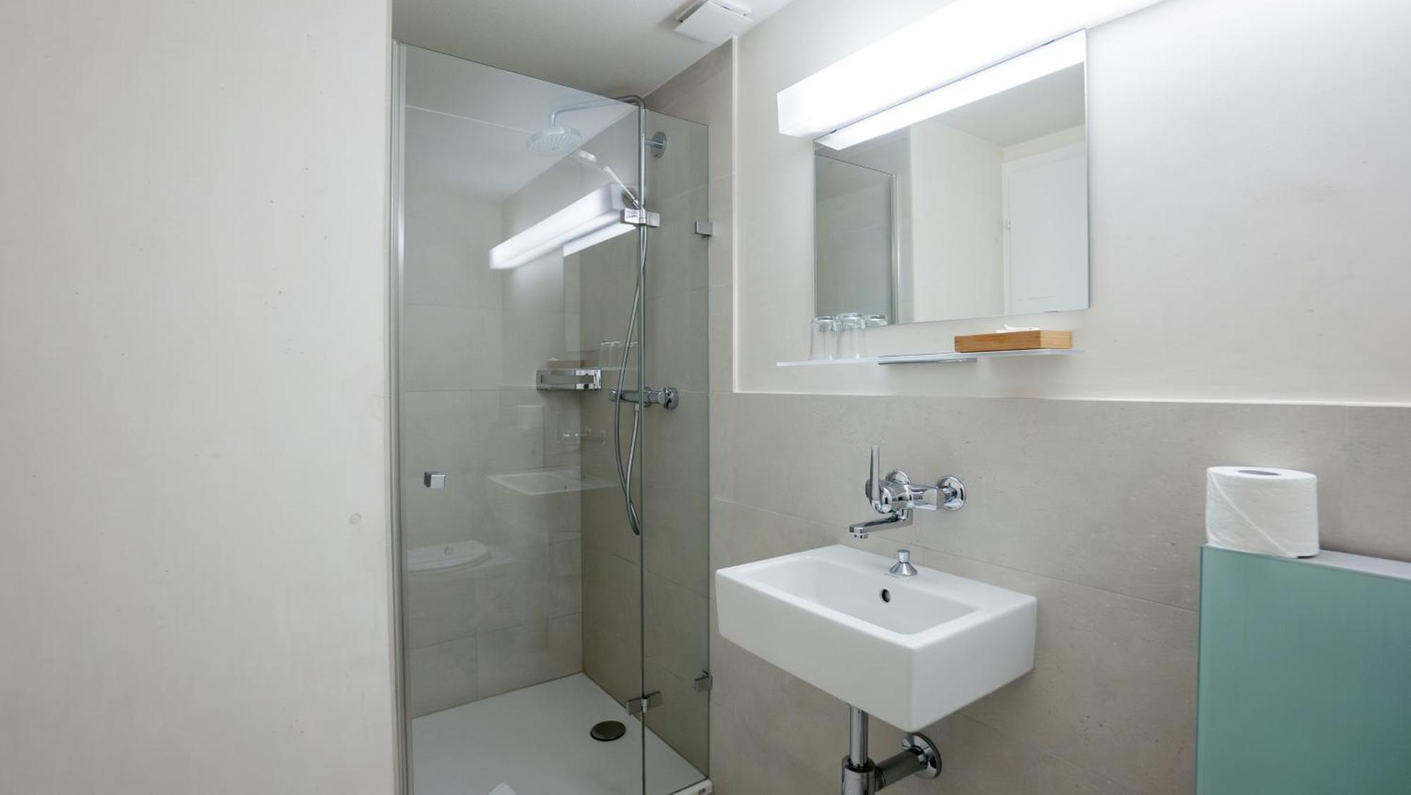 Hotel & Restaurant Roessli Stansstad Dış mekan fotoğraf